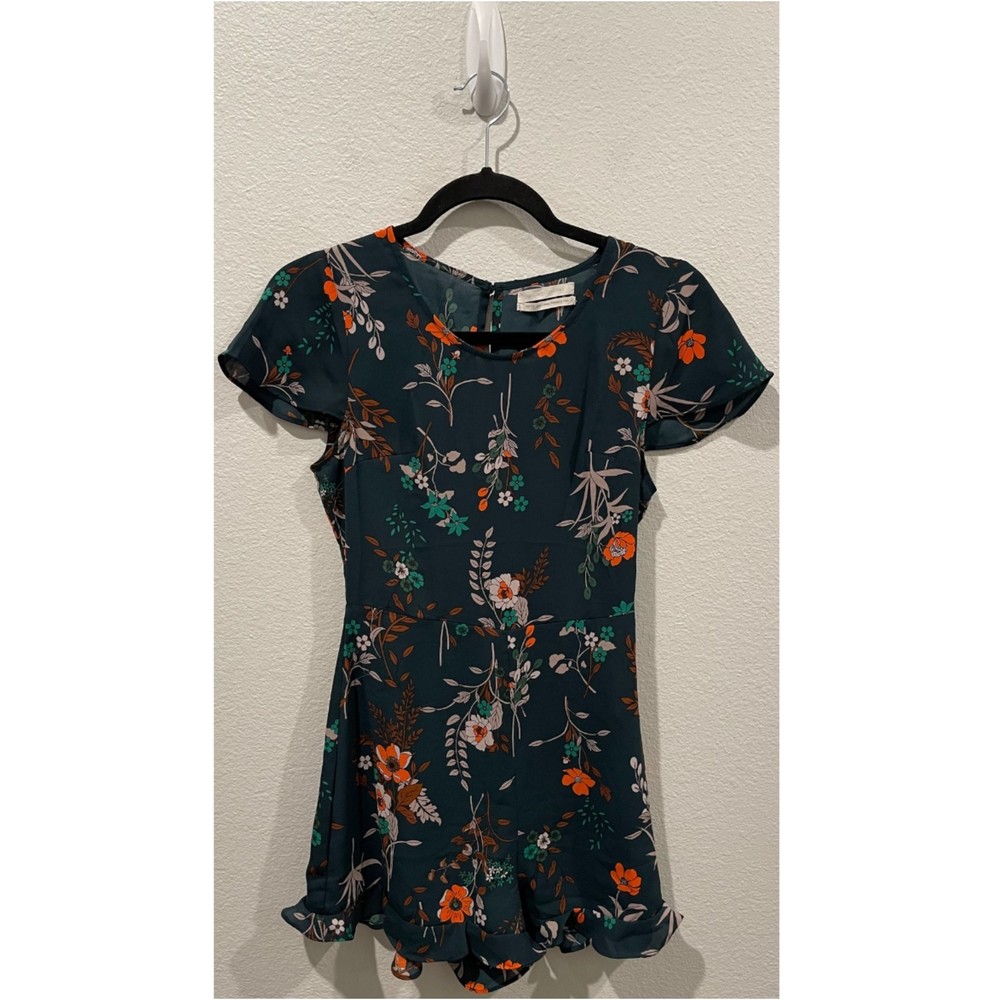URBAN OUTFITTERS Green Floral Short Sleeve Romper